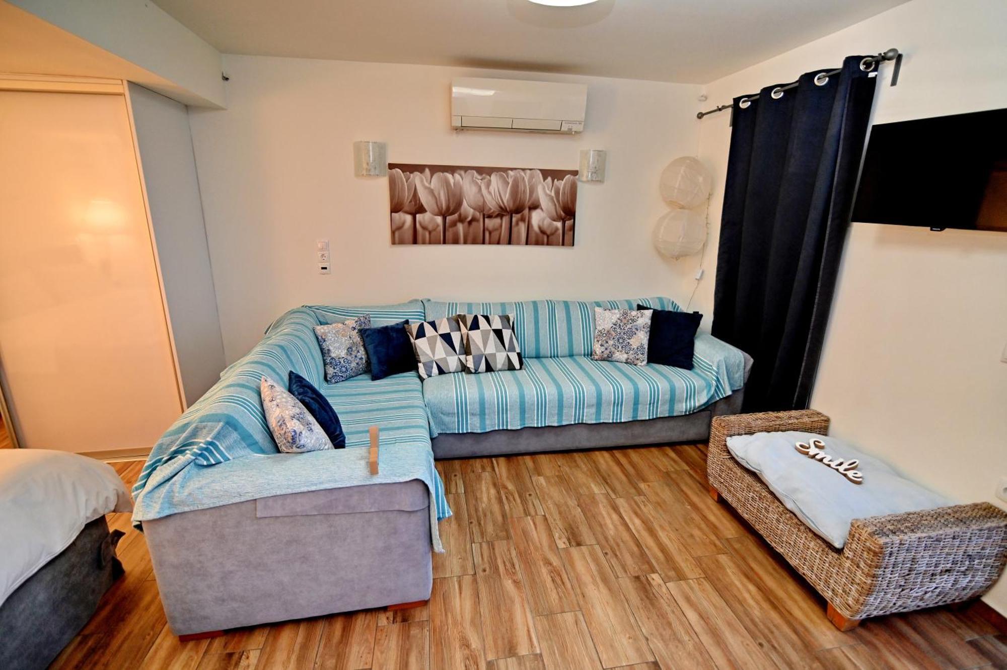 Kalamata Apartments Каламата Екстериор снимка