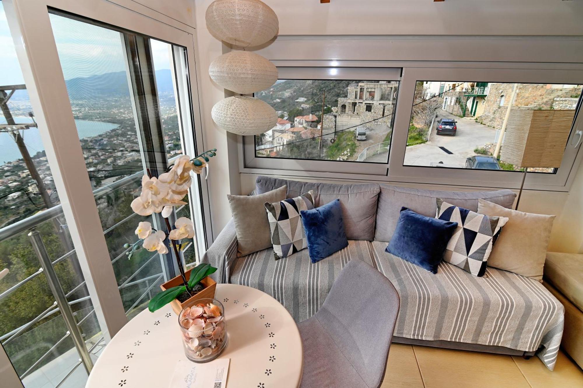 Kalamata Apartments Каламата Екстериор снимка